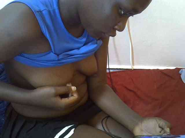 Hotebony01 webcam