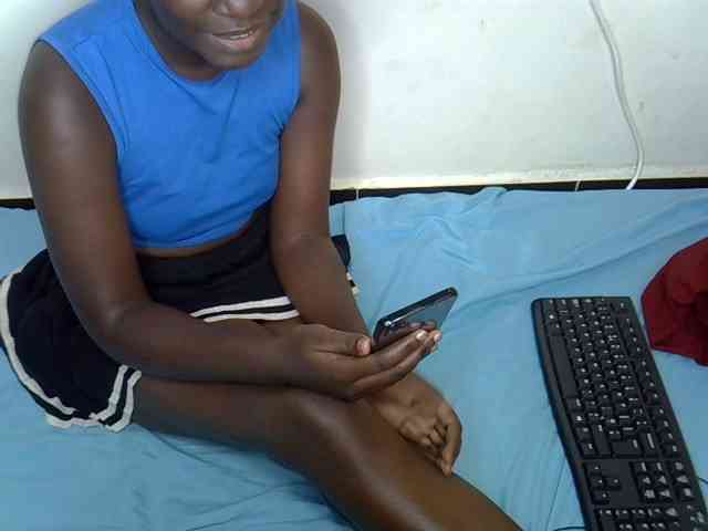 Hotebony01 webcam