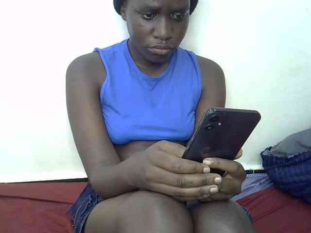 Hotebony01 webcam