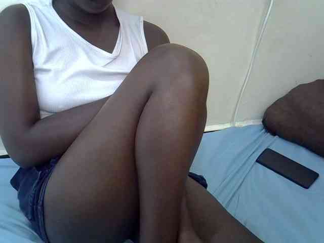 Hotebony01 webcam