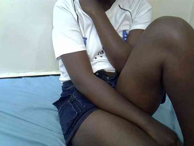 Hotebony01 webcam