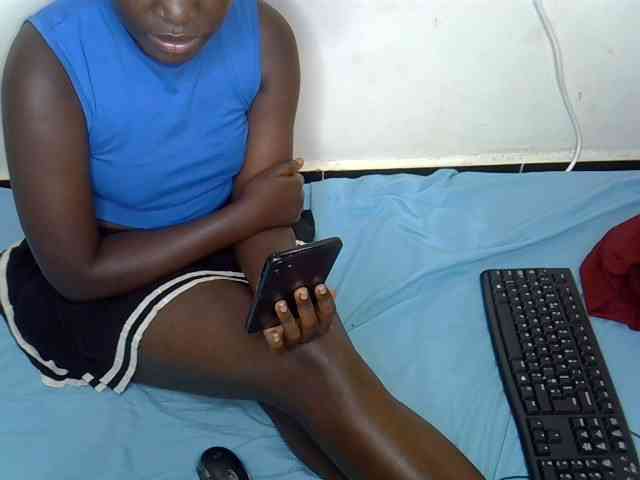 Hotebony01 webcam
