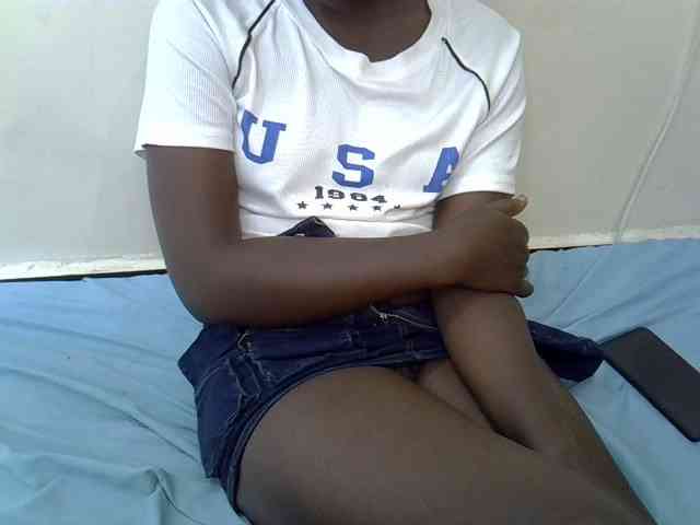 Hotebony01 webcam