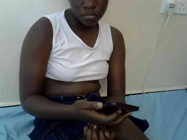 Hotebony01 webcam