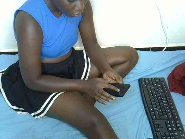 Hotebony01 webcam