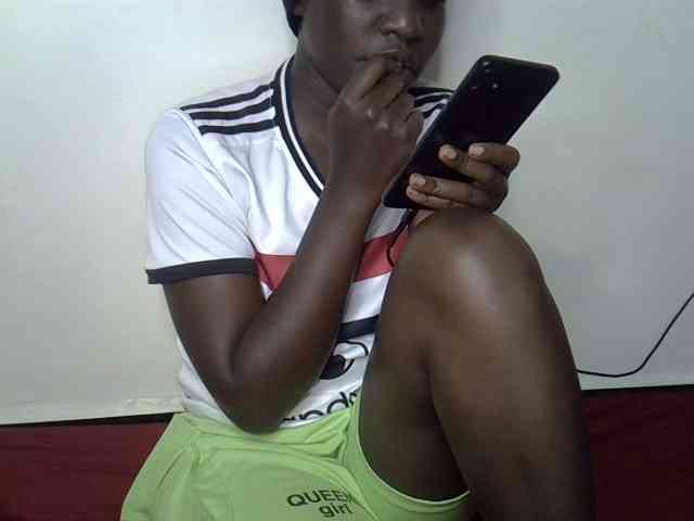 Hotebony01 webcam