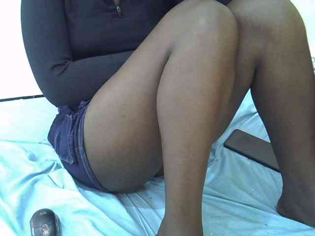Hotebony01 webcam