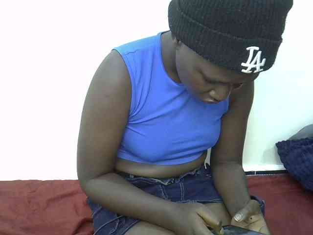 Hotebony01 webcam
