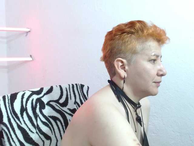 sharon-mom live cam preview