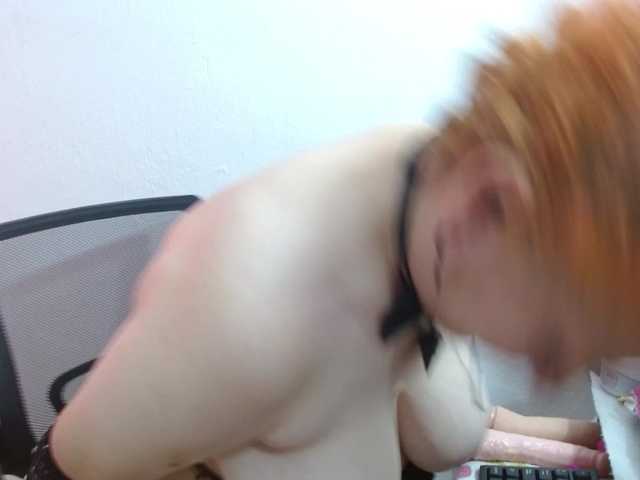 sharon-mom live cam on BongaCams
