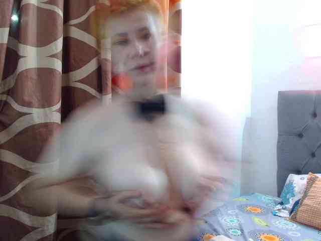 sharon-mom webcam