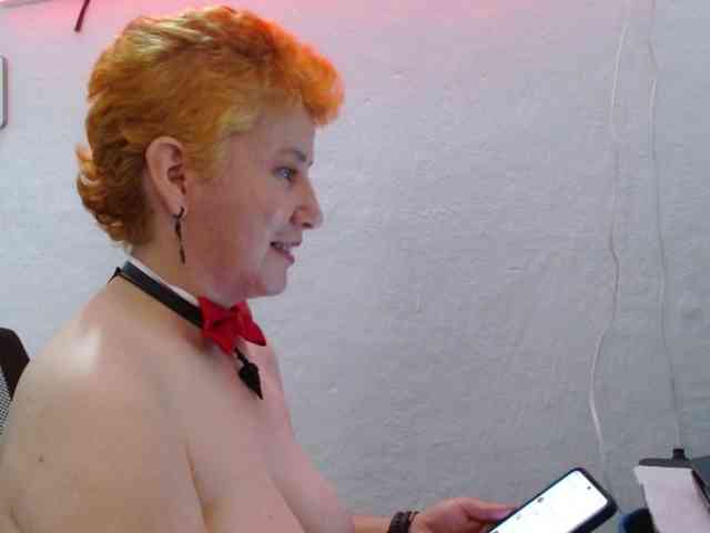 sharon-mom webcam