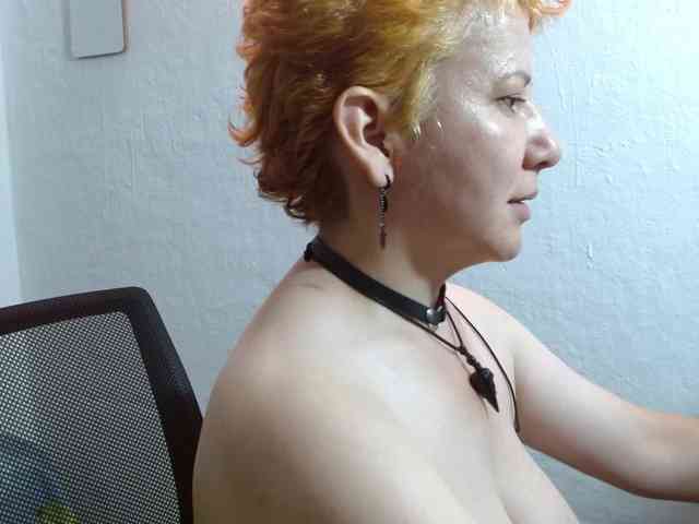 sharon-mom webcam