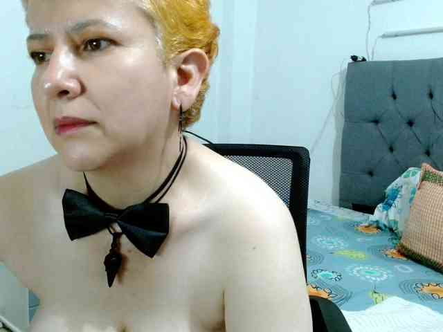 sharon-mom webcam