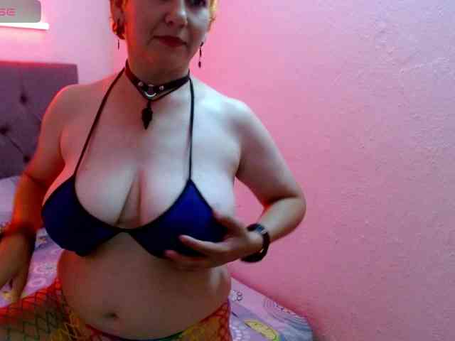 sharon-mom webcam