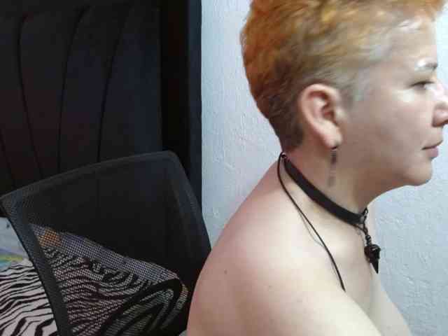 sharon-mom webcam