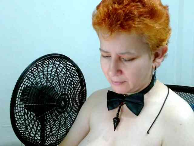 sharon-mom webcam