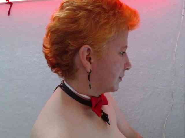 sharon-mom webcam