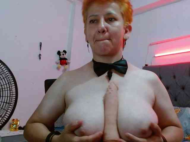 sharon-mom webcam