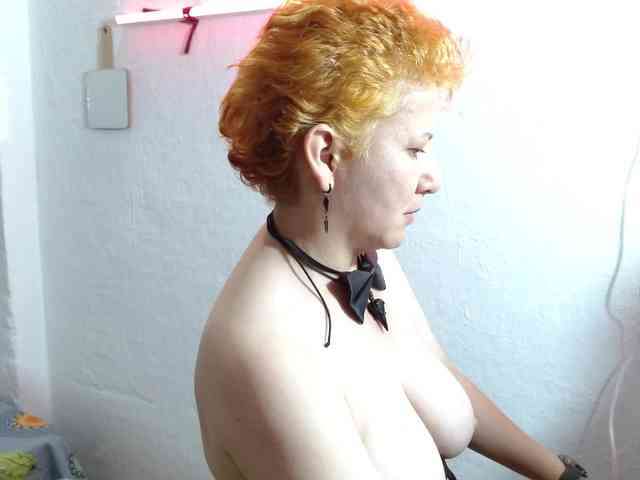 sharon-mom webcam