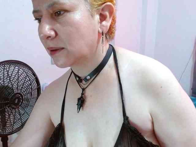 sharon-mom webcam