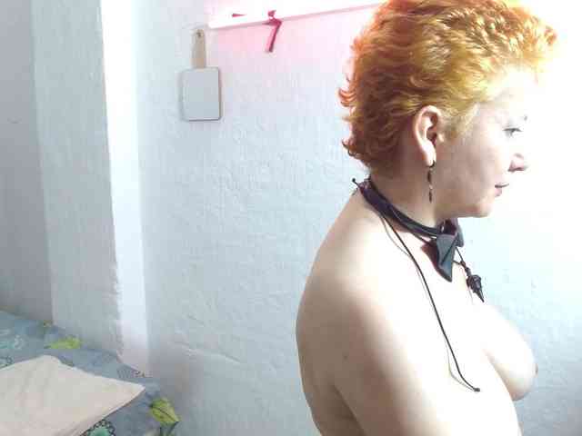 sharon-mom webcam