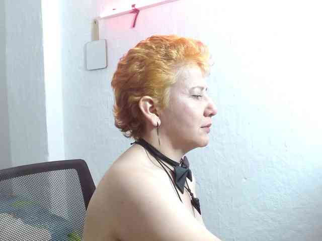 sharon-mom webcam