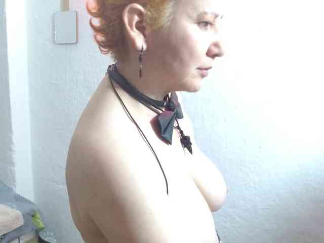 sharon-mom webcam