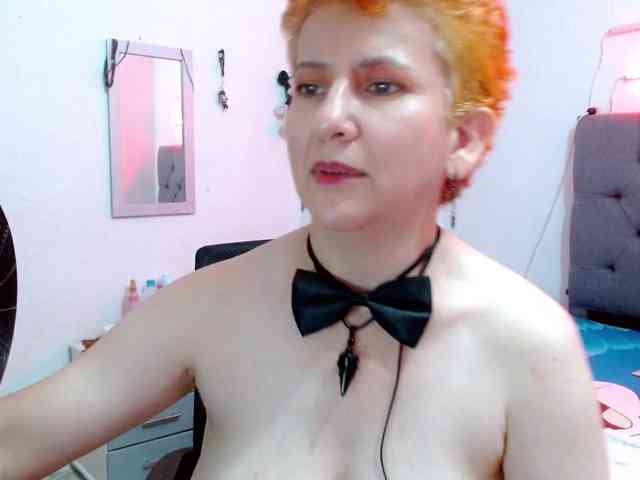 sharon-mom webcam