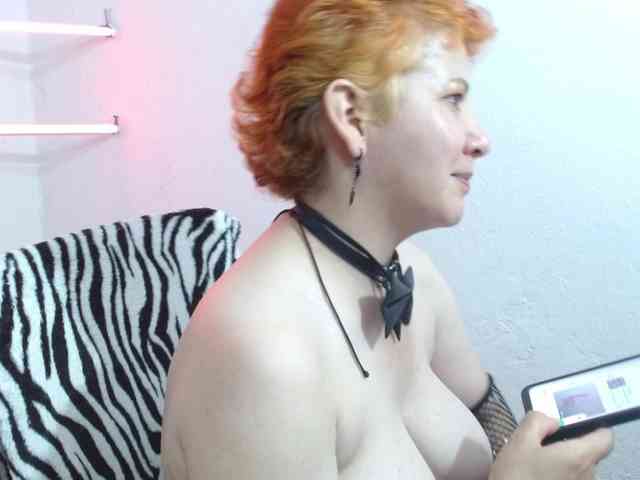 sharon-mom webcam