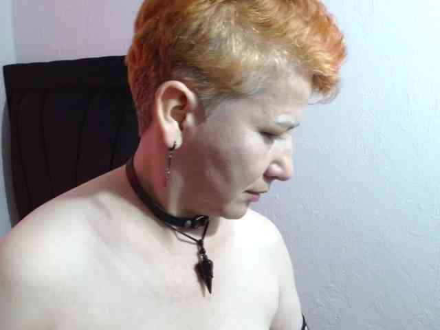 sharon-mom webcam