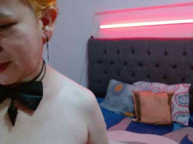 sharon-mom webcam