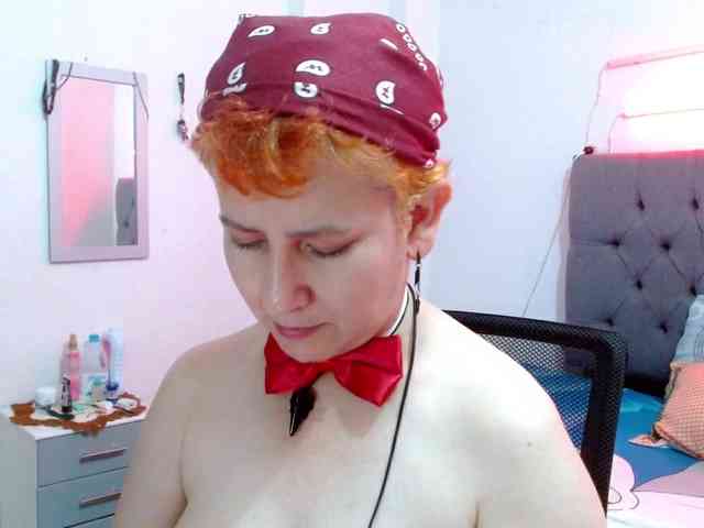 sharon-mom webcam