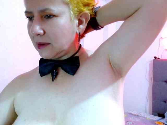 sharon-mom webcam
