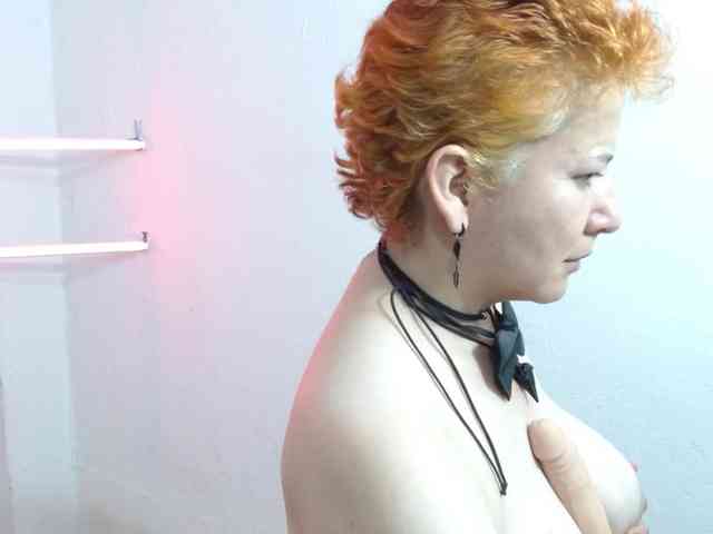 sharon-mom webcam