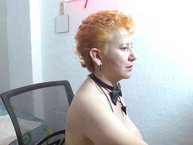sharon-mom webcam