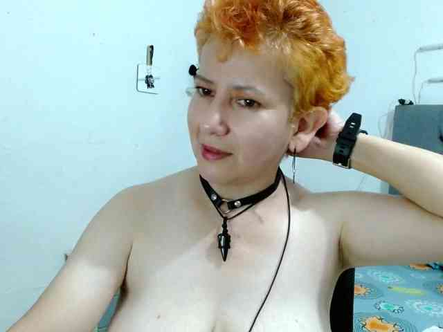 sharon-mom webcam