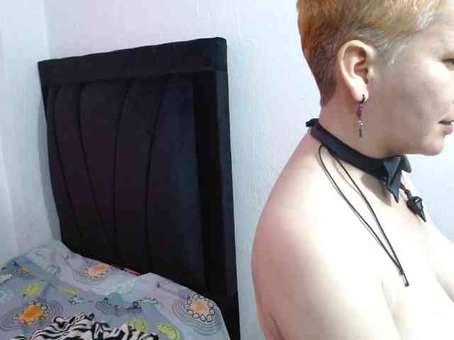 sharon-mom webcam