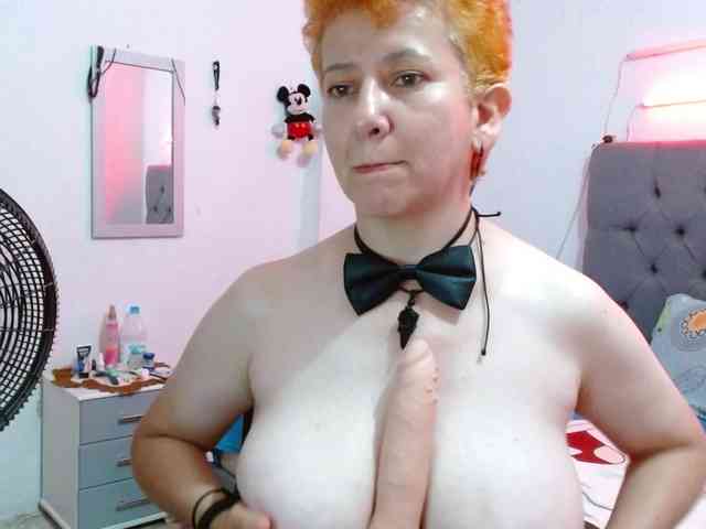 sharon-mom webcam