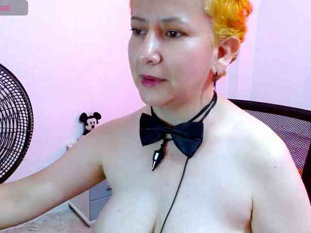 sharon-mom webcam