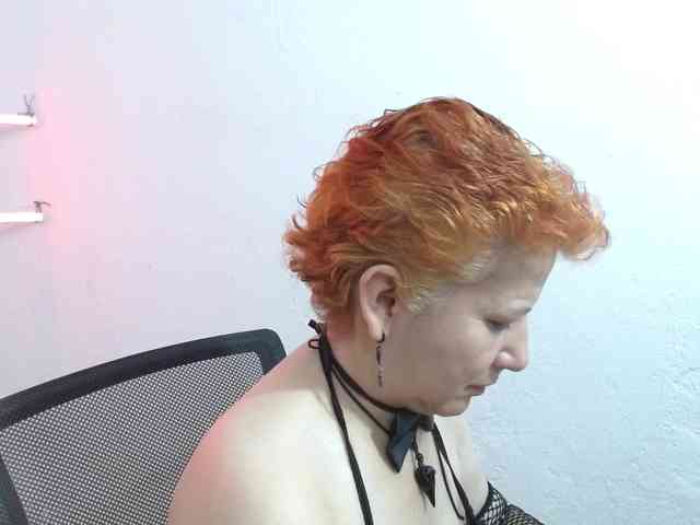 sharon-mom webcam