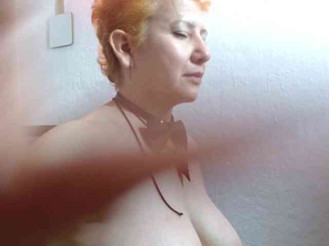 sharon-mom webcam
