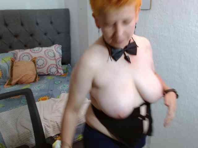 sharon-mom webcam