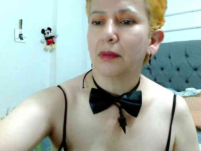 sharon-mom webcam