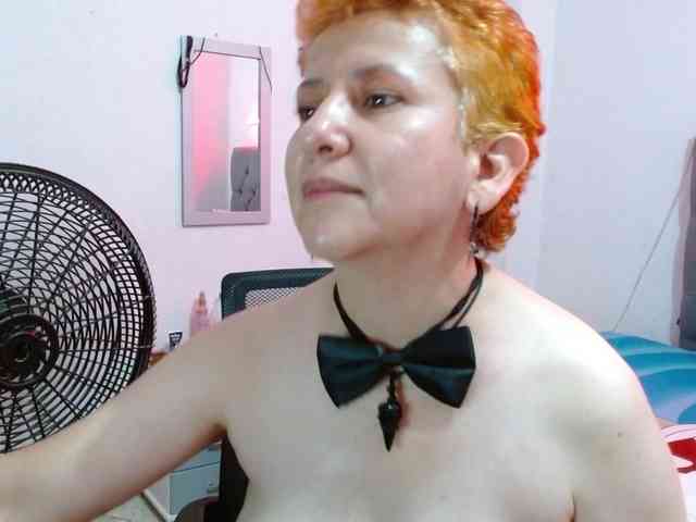 sharon-mom webcam