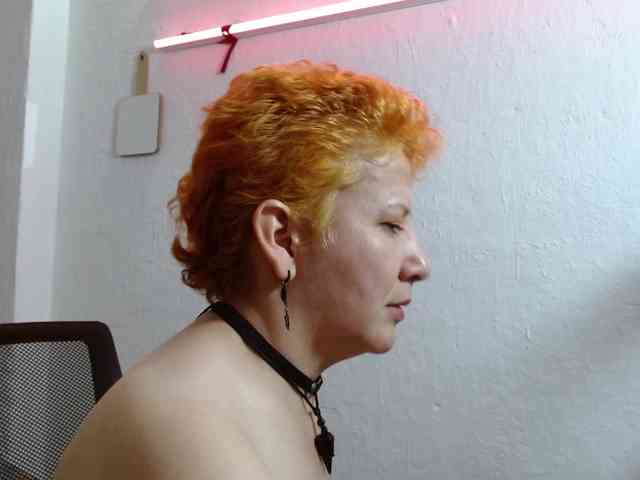 sharon-mom webcam
