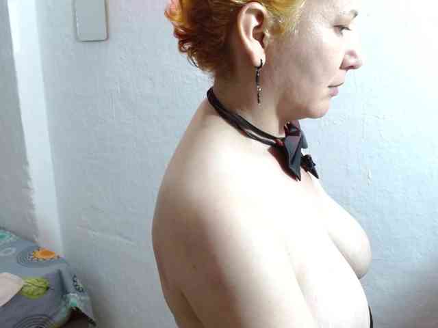 sharon-mom webcam