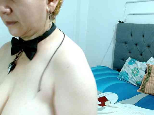 sharon-mom webcam