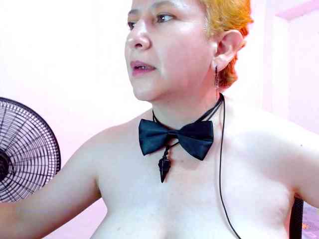 sharon-mom webcam