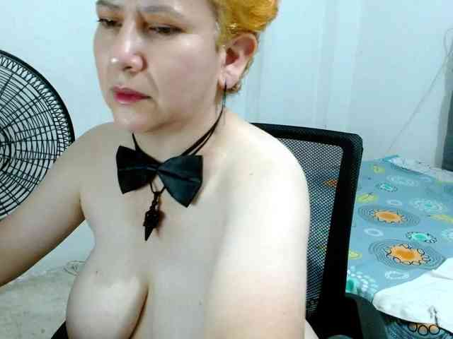 sharon-mom webcam